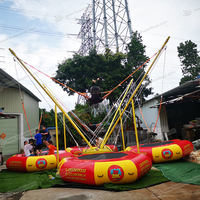 Jeu de trampoline gonflable à l'élastique pour 4 personnes avec machine de contrôle amovible Divertissement extérieur Château gonflable
