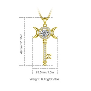 Collar de Joyería Oculta con Colgante de Llave de Hécate Chapado en Oro de 18K y Cobre, con Moissanita de 2CT y Circonita Blanca, Triple Luna, para Mujer, Venta al por Mayor - Product Image 2