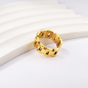 Anillo Personalizado de Oro de 18K con Circonita Blanca en Forma de Medio Círculo, Anillos de Acero Inoxidable para Mujer, Joyería Impermeable - Product Image 5