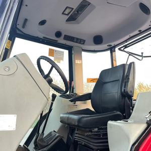 Massey Ferguson 1204 120HP 4wd Mini <span class=keywords><strong>tracteur</strong></span> <span class=keywords><strong>agricole</strong></span> d'<span class=keywords><strong>occasion</strong></span> à vendre pour l'agriculture et le transport à bas prix - Product Image 5