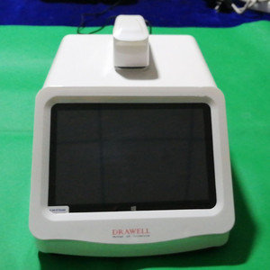 Espectrofotómetro de microvolumen y nanovolumen de sobremesa Drawell DW-K5900 con pantalla táctil de 10.1 pulgadas y módulo de cuvetas - Product Image 1