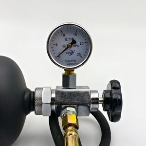 Outil de charge d'azote de 1,5 mètre de long pour accumulateur à diaphragme industriel utilisé dans les machines industrielles - Product Image 2