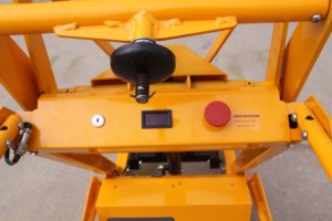 Chất lượng cao Mini Tay tời ngã ba thang máy bảng 500kg Công suất thủy lực Stacker hgtp. <span class=keywords><strong>LT</strong></span> Lift <span class=keywords><strong>TG</strong></span> mô hình 80x950 mét - Product Image 6