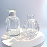 Bouteille de parfum d'aromathérapie en verre de 100ml contenant d'huiles essentielles volatiles en forme de citrouille du fabricant