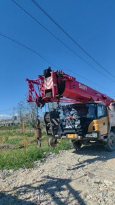 Grue montée sur camion de grue mobile de 40 tonnes de SANY de moteur puissant de haute performance pour des entrepreneurs de construction - Product Image 4