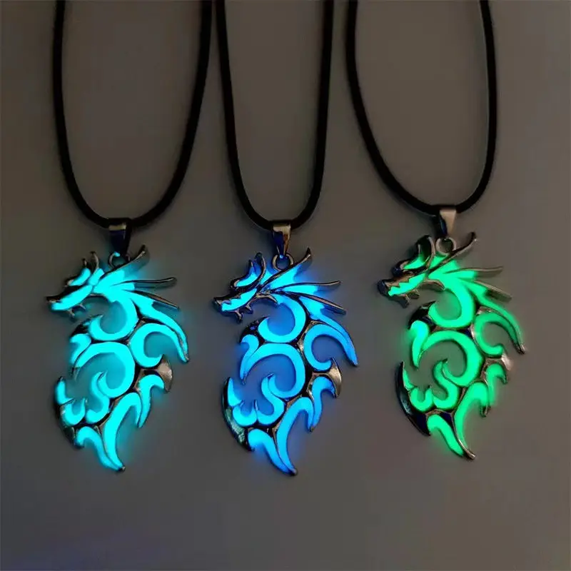 Amostras grátis Moda Moda Masculina Luminous Flame Dragon Colar Liga Luminous Dragon Pendant Leather Necklace