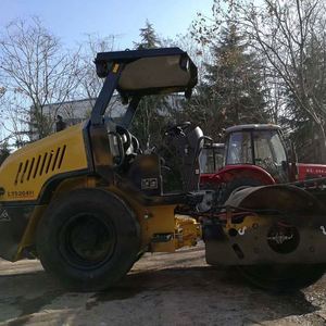 A LTs204 rodillo de <span class=keywords><strong>la</strong></span> <span class=keywords><strong>pista</strong></span> carretera 4 Ton lutong de - Product Image 3