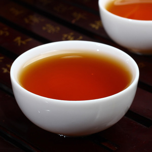 Plantación de China Elementos ricos en selenio Té negro Té saludable de alta calidad Té negro fragante fuerte - Product Image 3