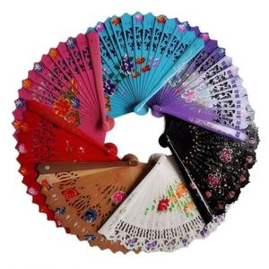 Abanico Español Pintado a Mano en Madera para Decoración Personalizada y Recuerdos de Boda para Regalos a los Invitados - Product Image 1