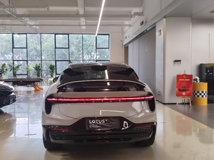 <span class=keywords><strong>Lotus</strong></span> Eletre S+ 4WD 2023 à faible kilométrage, voiture électrique pure longue autonomie, 612 CV, charge rapide 800V, voiture de sport de luxe, véhicule <span class=keywords><strong>d</strong></span>'<span class=keywords><strong>occasion</strong></span> pour l'exportation - Product Image 5