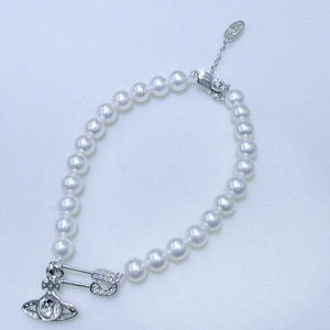 Pulsera de Perlas de Agua Dulce de 5.5-6mm, Casi Impecable, Estilo Reina, Versátil y Clásica con Dijes de Plata Pura - Product Image 1