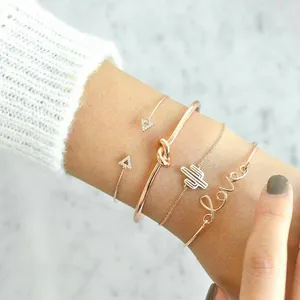 HSJ-36 Moda Ajustável Cuff Bangle Set Jóias Liga 4pcs Ouro Triângulo Amor Knot Cactus Cristal Metálico Pulseira Kit