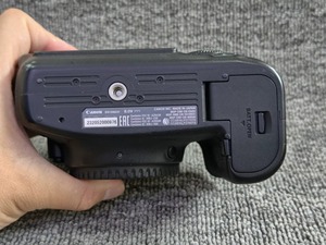 Appareil photo professionnel pour portraits, plein format, 26MP, <span class=keywords><strong>6D</strong></span> <span class=keywords><strong>Mark</strong></span> <span class=keywords><strong>II</strong></span>, boîtier uniquement, d'occasion - Product Image 5