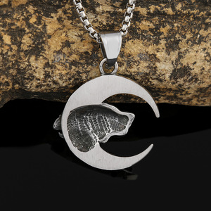 Yunnique – collier avec pendentif tête de loup en acier inoxydable, design étoile et lune, cadeau pour hommes - Product Image 3