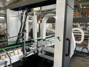 Máquina Automática de Plegado y Encolado de Cajas de Cartón Corrugado con Sistema de Bloqueo Inferior Pre-plegable - Product Image 6