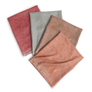 Chal de cachemira jacquard ligero de alta densidad, bordado de satén, pañuelo liso para mujer, novedad primavera 2024, venta al por mayor de fábrica - Product Image 1