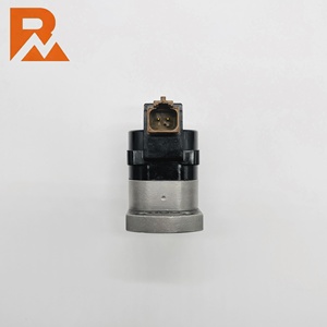 Pompe d'injection de carburant 4902906 pour moteur diesel QSX15 - Product Image 3