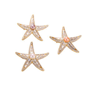 Broche de Estrella de Mar con Perlas de Circonio y Baño de Oro Real, Diseño de Nicho con Perlas de Agua Dulce, Estilo Moderno - Product Image 5