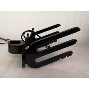 Soporte de aluminio para tablas de esquí acuático, 340x300x210mm, con revestimiento negro, para almacenamiento en embarcaciones. - Product Image 2