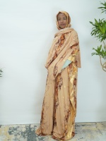 Abaya Femme Dorée Brillante à Manches Cape avec Imprimé Feuille d'Or, Robe Musulmane Tendance avec Hijab Assorti pour l'Aïd, Mariage et Banquet Formel