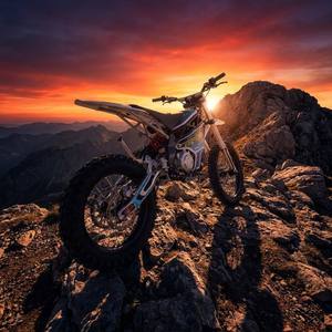 Yozma in 10 Moto Elettrica da Fuoristrada 9000W 80V37Ah Ricarica Rapida Lega di Ferro/Alluminio Impermeabile IP65 Oltre <span class=keywords><strong>70</strong></span> km/h °   Climbing Ultra Bee - Product Image 5