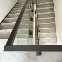 Décoration intérieure moderne de luxe léger pour toute la maison, garde-corps d'escalier en métal sur mesure pour les bâtiments de villas