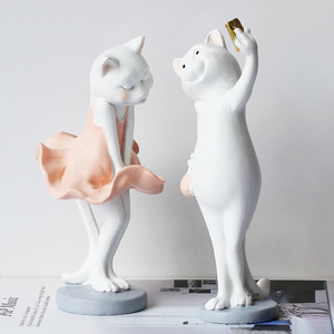 Selfie Cat Sculpture Resin Figurine Animal Shape Home Decoration Artistic Craft Ornament Birthday Gift Desktop Decor - Product Image 2