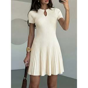 Vestido de punto plisado con mangas casquillo, mini, color leche, talla XXS, vestido suéter para mujer - Product Image 1