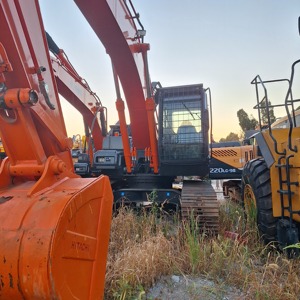HITACHI zaxis เครื่องขุด20Ton ใช้20Ton ผลิตจากญี่ปุ่น Zx200Crawler 200ฮิตาชิ - Product Image 6