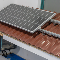 Système de montage de panneaux solaires, support complet personnalisé avec tous les accessoires, système de montage PV pour toit en tuiles de verre