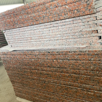 Carrelage moderne en granit rouge érable naturel poli pour plans de travail de cuisine, sols, marches et contremarches de projets