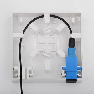 Kotak Terminal Dinding Serat Optik Tipe 86 1-Core Drop Cable FTTH <span class=keywords><strong>Roset</strong></span>, Pelat Dinding Kotak Informasi Desktop untuk Peralatan Serat Optik - Product Image 3