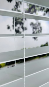 Wholesale Eco-Friendly Durable Moisture-Resistant Anti-UV Modern Electric Motorized <strong>Plastic</strong> Plain Horizontal Roller <strong>Blinds</strong> - Product Image 3