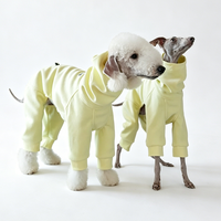 Combinaison thermique à quatre pattes pour chien, pyjama d'hiver à capuche, vêtements pour chiot en tissu bouclé épais, vêtements rayés pour animaux de compagnie, combinaison respirante