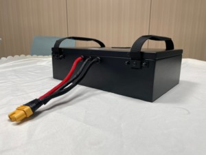 Batería de iones de litio de alta potencia personalizada de 44.4V 29.6V 74V 60Ah 63Ah 65Ah 78Ah, paquete de baterías de iones de litio Lipo para UGV, UAV, AGV, robótica - Product Image 4