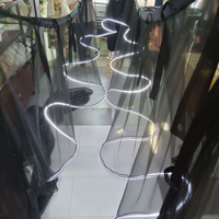 Rideaux en tissu en forme de S modernes, lumières LED à bande, draperies de plafond en tissu filet, rideaux de plafond en spirale pour la décoration d'événements