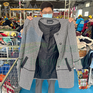 Abrigo cortavientos para mujer tipo grande 100kg ropa de segunda mano abrigo antipolvo ropa usada Japón - Product Image 5