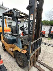 Vente directe de chariot élévateur Komatsu FD15 d'occasion de 1,5 tonne avec mât hydraulique et moteur à combustion interne pour le commerce extérieur - Product Image 5