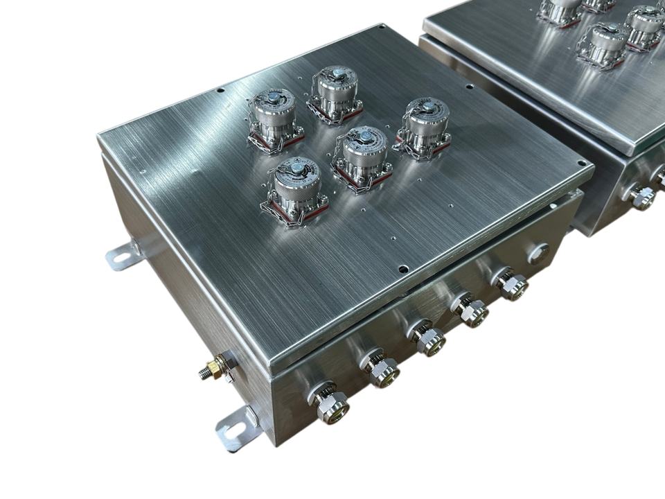 ATEX & IECEx Certified Explosion Proof Electrical Control Box, Ex d Eb ...