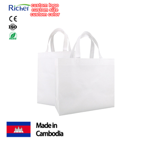 Sacs de shopping en tissu non tissé recyclables à poignée renforcée, vente en gros à bas prix en Chine, pour vêtements - Product Image 1