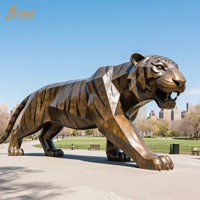 D & Z Art Foundry Sculptures d'animaux d'extérieur au design professionnel et sur mesure Grande statue de tigre en bronze pour jardin à vendre