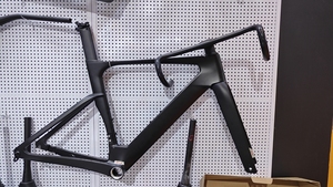 Manillar de Carretera Integrado de Carbono T800 con Cableado Completamente Oculto, Cuadro de Carbono <span class=keywords><strong>para</strong></span> <span class=keywords><strong>Bicicleta</strong></span> de Carretera - Product Image 2