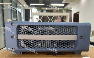 Un generatore di segnale vettoriale Rohde & Schwarz R & S SMBV100B 6GHZ con molte opzioni YH - Product Image 4