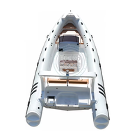 Nouveau design, bateau à rames gonflable en fibre de verre de 6,8 m (22 pieds) avec coque en V profond et grand pont solaire en Hypalon