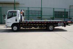 Nouveau camion de remorquage à plateau coulissant ISUZU 5 tonnes, véhicule de récupération professionnel avec équipement et accessoires de remorquage complets - Product Image 2