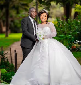 Classy Dress Imported Pearls Women Popular Bulk Latest Fully Lace Luxury Bride Wedding Gown - Product Image 4