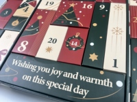 Boîte de calendrier de l'Avent de Noël personnalisée avec tiroirs numérotés, style livre ouvert, emballage cadeau compte à rebours pour produits de beauté et bonbons