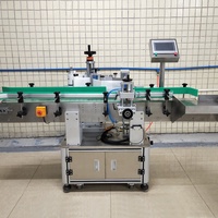Machine d'étiquetage automatique pour bouteilles rondes en verre ou en plastique, équipement d'étiquetage automatique, machine à étiquettes adhésives