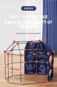 Jouet de construction en papier pour enfants, kit de construction de forteresse sur le thème de l'espace avec panneaux muraux - Product Image 3