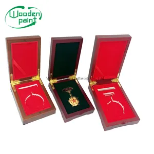 कस्टम उच्च गुणवत्ता के उत्पादों के लोगो बिल्ला स्मारिका पदक लकड़ी उपहार बॉक्स भंडारण सजावटी बॉक्स सिक्का संग्रह बॉक्स